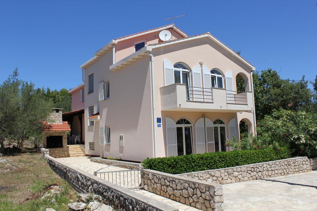 Apartments Matlovac Ždrelac Екстериор снимка